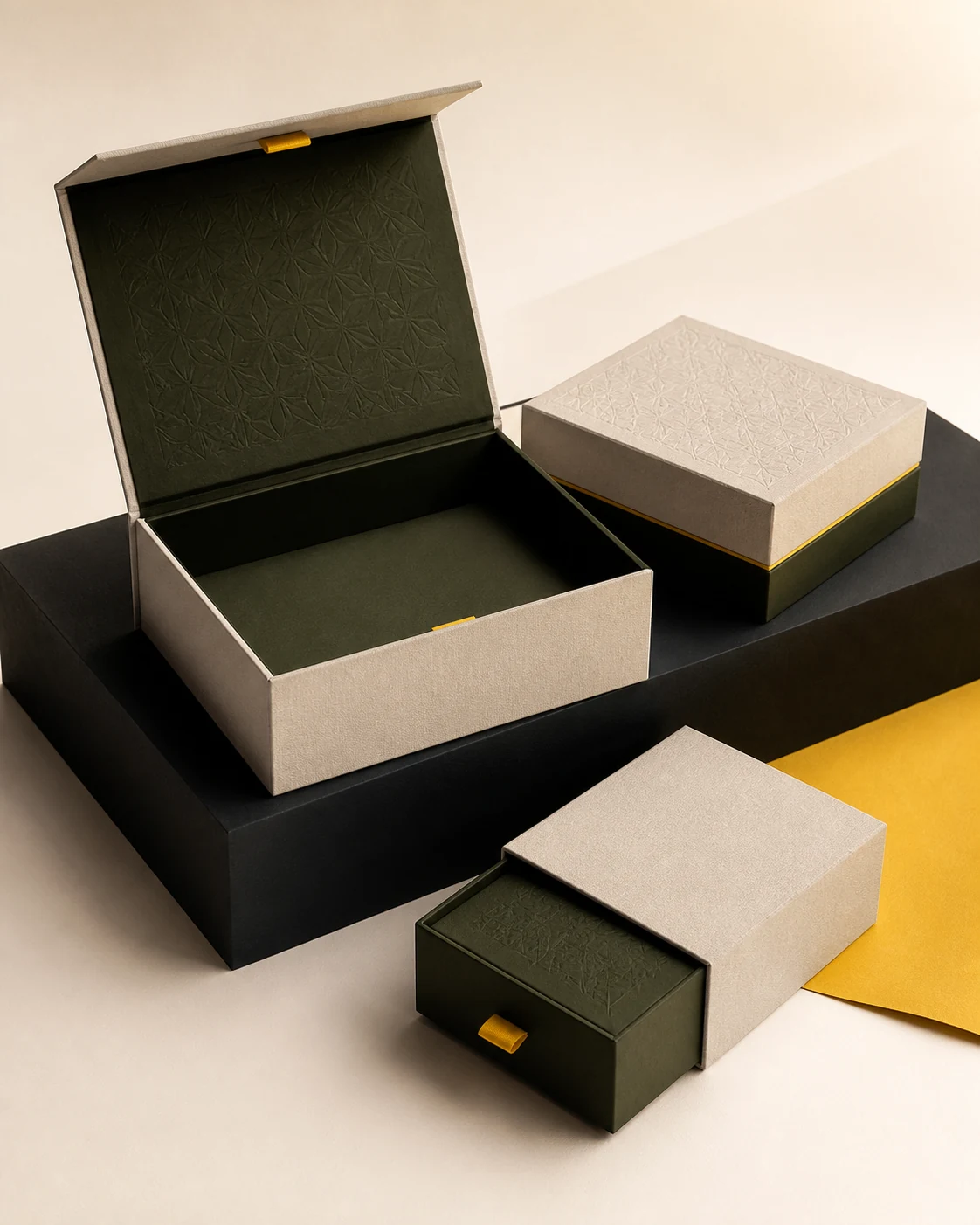 Conjunto de caixas rígidas premium com diferentes aberturas